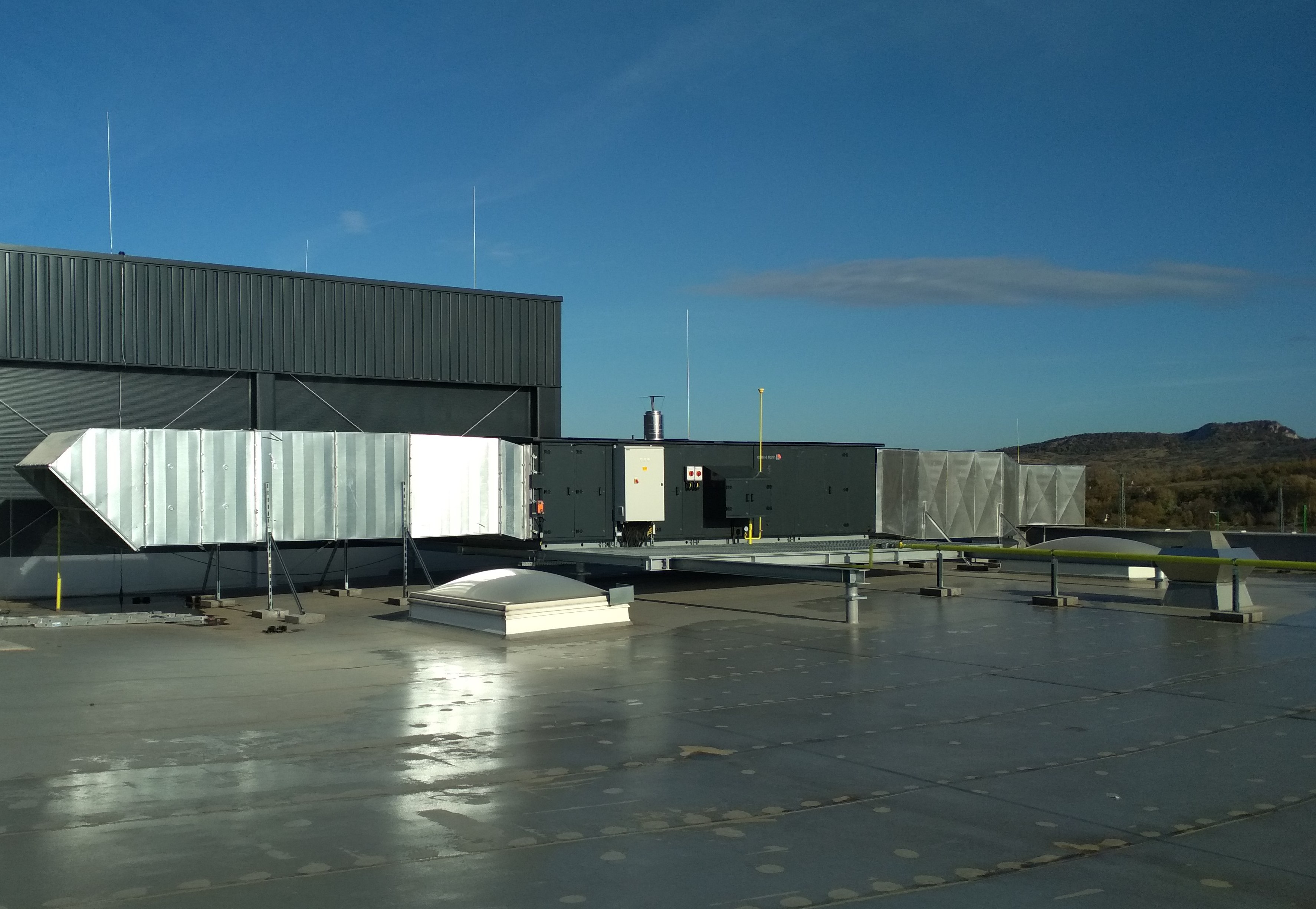 Radel Hahn Lueftung Takenaka GMD Dorog 2018